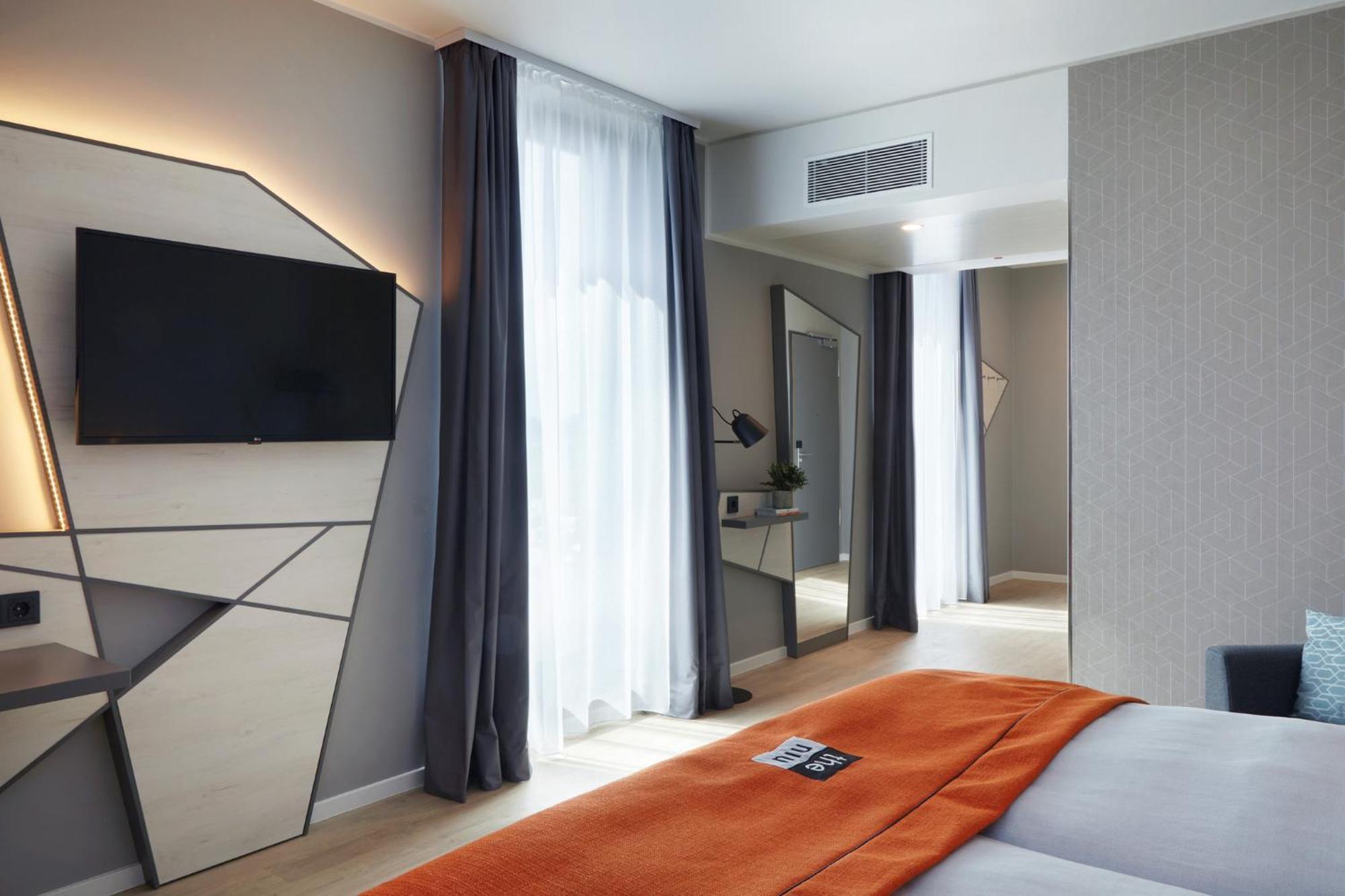 Holiday Inn - The Niu, Hub Dusseldorf Messe By Ihg Eksteriør billede